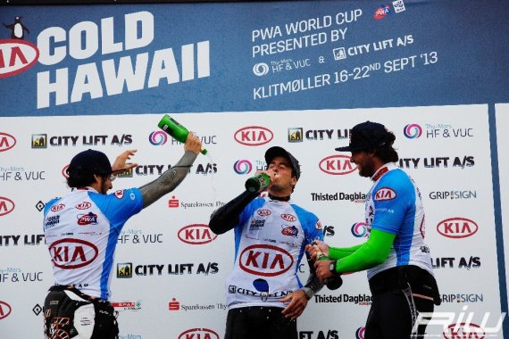 podium_kia_cold_hawaii_pwa_world_cup_2014