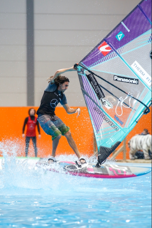 tow-in_windsurfing_boot_d%c3%bcsseldorf_5